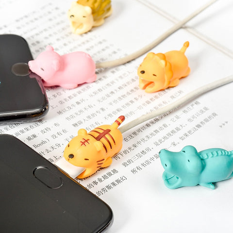 Japanese desk office accessories three-dimensional cartoon data line protection jacket cute animal modeling anti-break animals